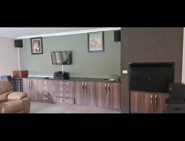 4 BEDROOM PROPERTY TO RENT IN VANDERBIJLPARK SW 5